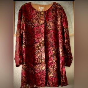 Victoria's Secrets Gold Label Floral Cover Up Night Shirt in Burgundy size M